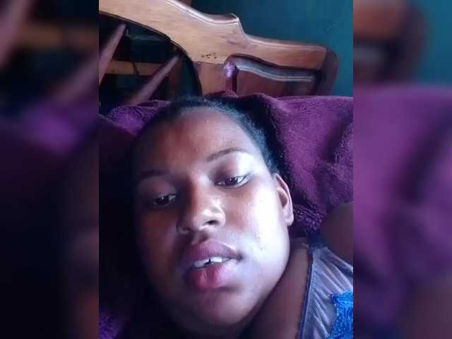 Maya21a's BongaCams show and profile