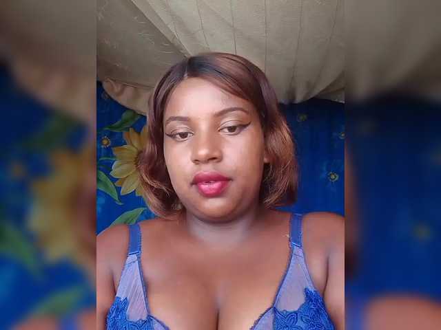 Maya21a's BongaCams show and profile