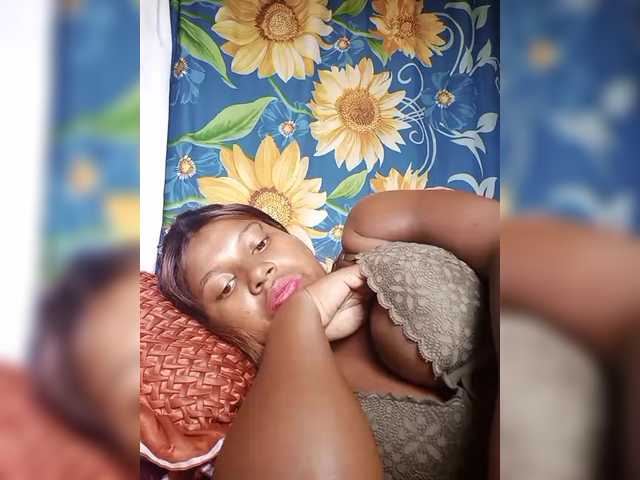 Maya21a's BongaCams show and profile