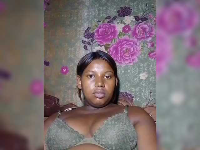 Maya21a's BongaCams show and profile