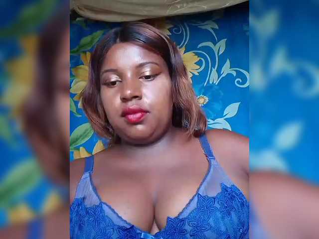 Maya21a's BongaCams show and profile