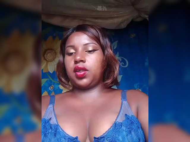 Maya21a's BongaCams show and profile