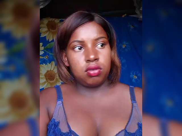 Maya21a's BongaCams show and profile