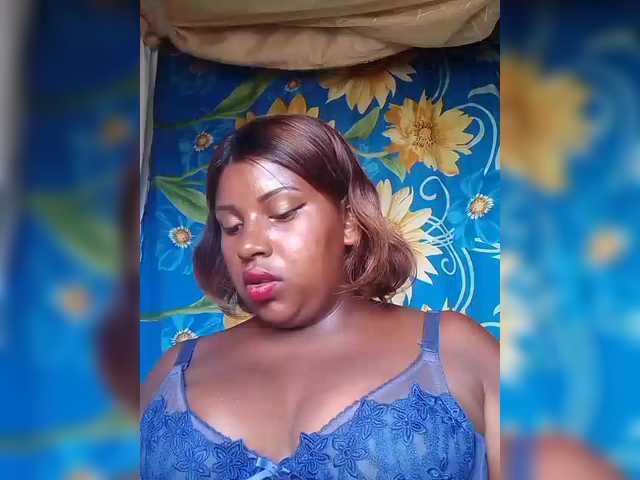 Maya21a's BongaCams show and profile