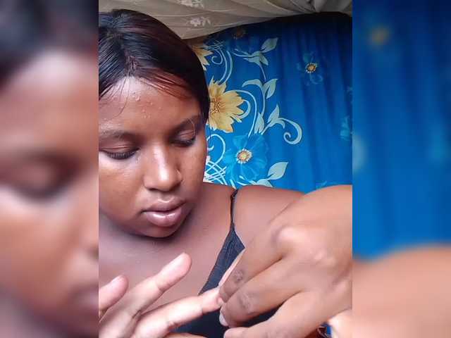 Maya21a's BongaCams show and profile