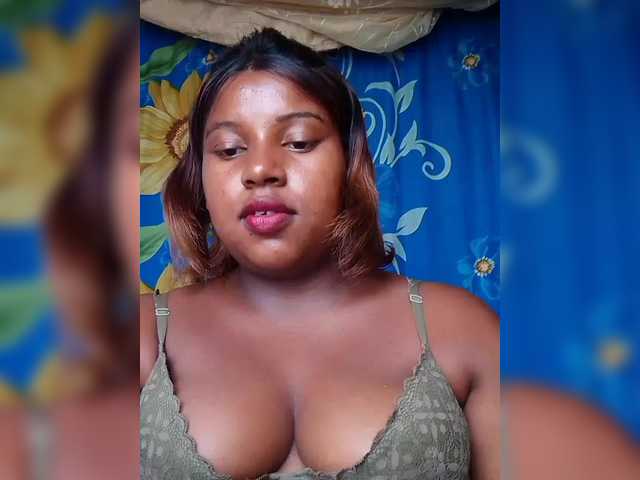 Maya21a's BongaCams show and profile