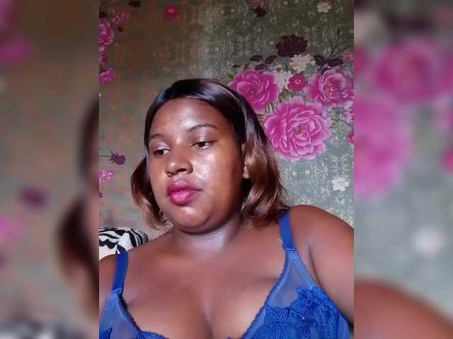 Maya21a's BongaCams show and profile