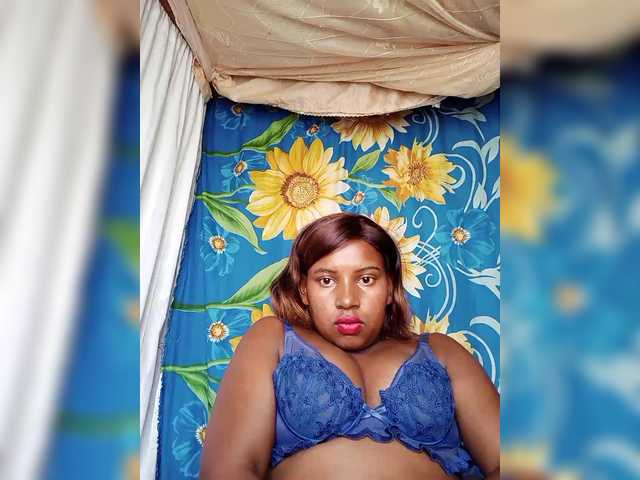 Maya21a's BongaCams show and profile