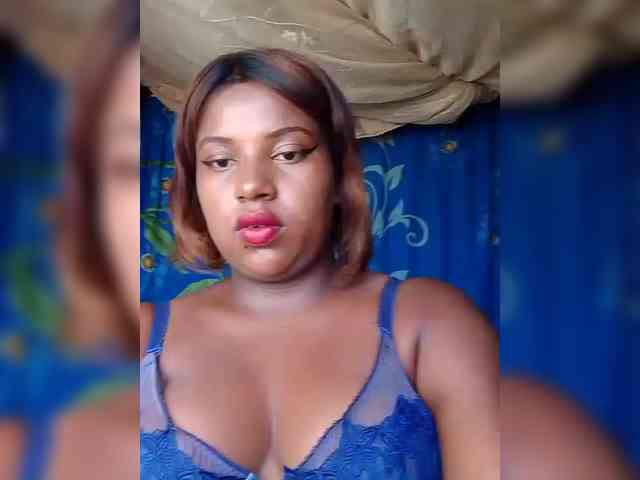 Maya21a Live Webcam on BongaCams