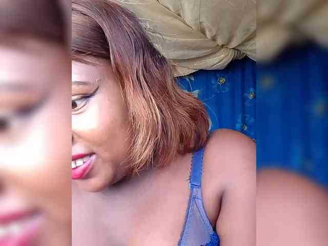 Maya21a Live Webcam on BongaCams