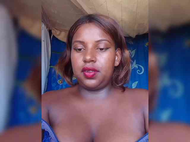 Maya21a Live Webcam on BongaCams