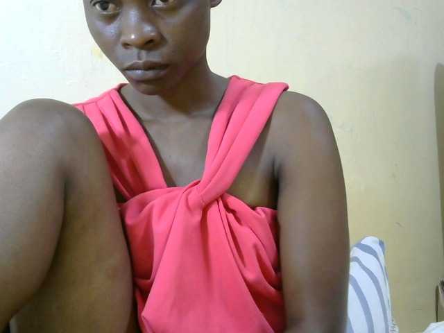 PrettyAlianah's BongaCams show and profile