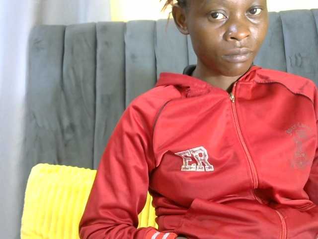 PrettyAlianah's BongaCams show and profile