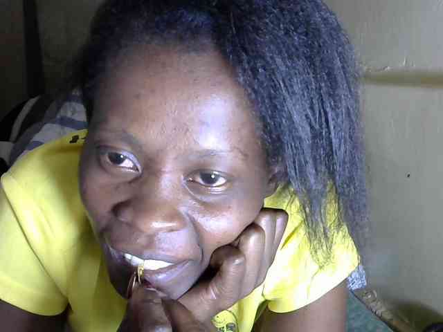 PrettyAlianah webcam