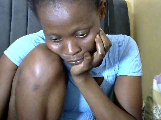 PrettyAlianah webcam