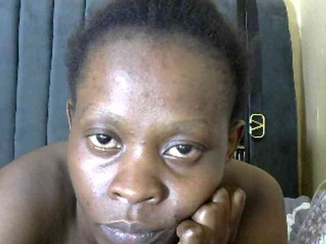 PrettyAlianah webcam