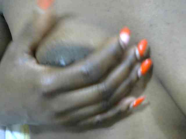 PrettyAlianah webcam