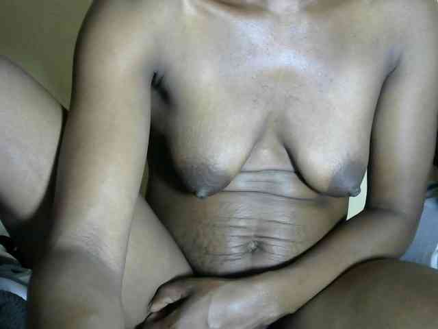 PrettyAlianah webcam