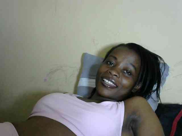 PrettyAlianah webcam