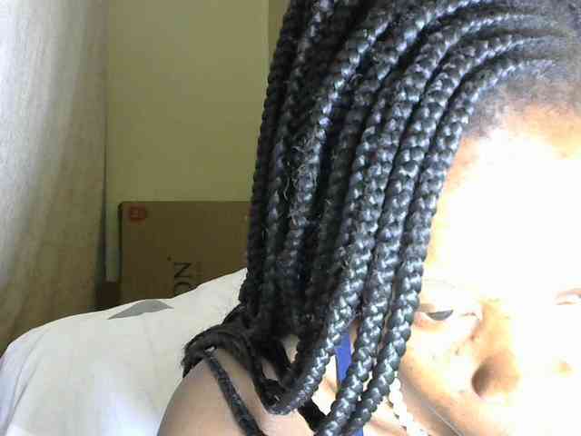 PrettyAlianah webcam