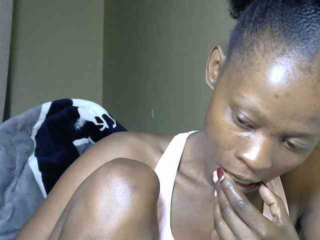 sexcam live PrettyAlianah