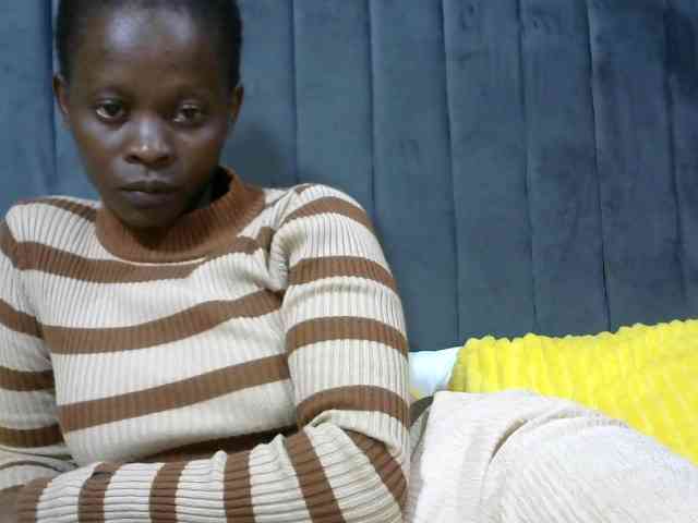 PrettyAlianah webcam