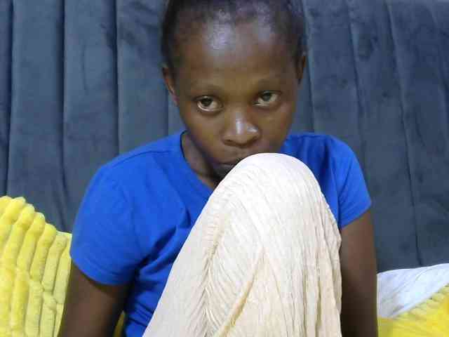 PrettyAlianah webcam