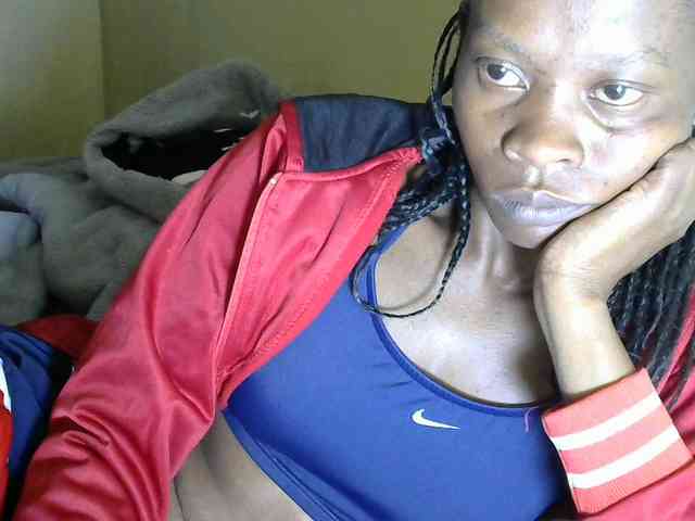 PrettyAlianah webcam