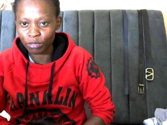 PrettyAlianah webcam