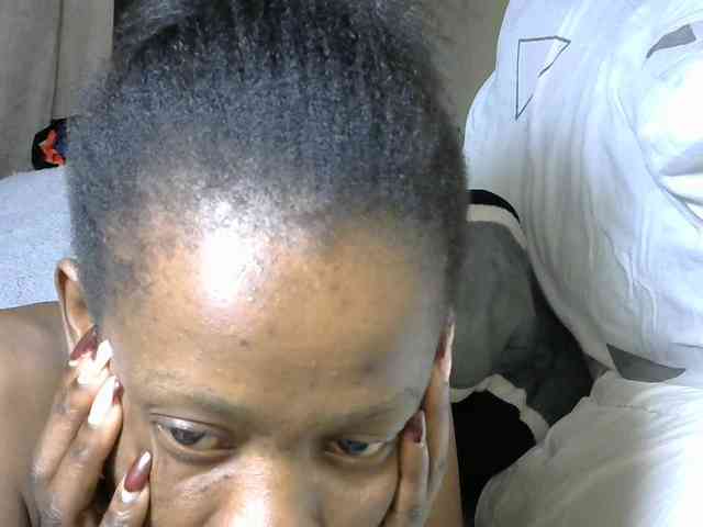 PrettyAlianah webcam
