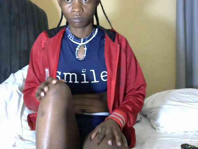 PrettyAlianah webcam