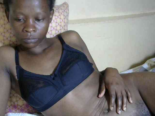 PrettyAlianah webcam