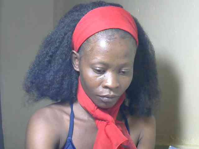 PrettyAlianah webcam