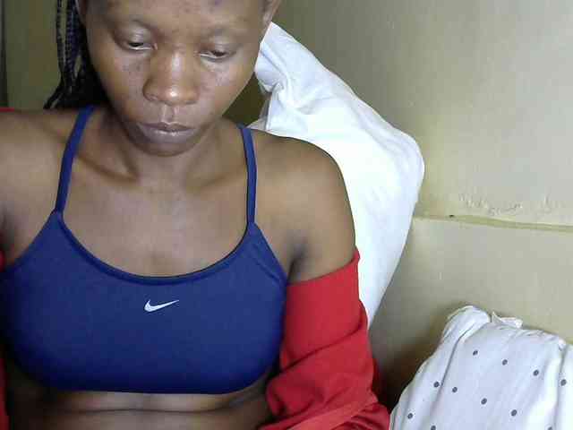 free web cam chat PrettyAlianah