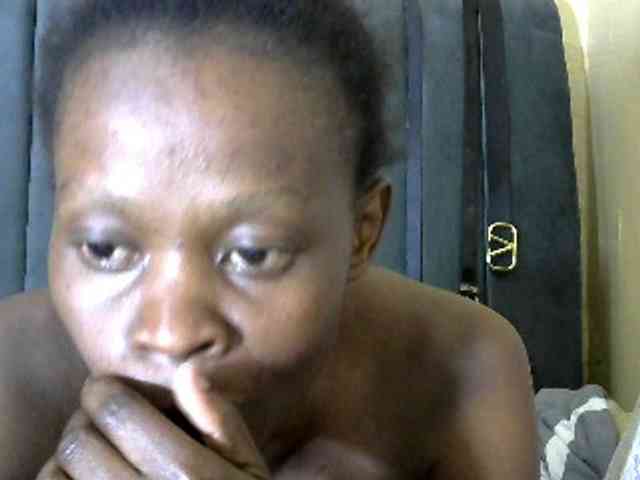 PrettyAlianah webcam