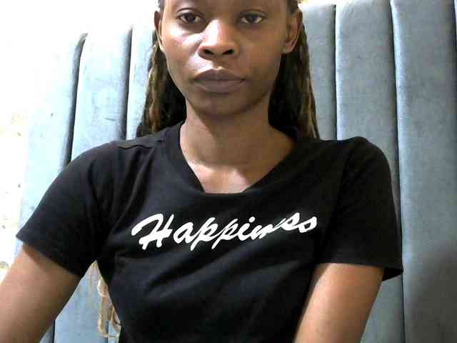 PrettyAlianah webcam