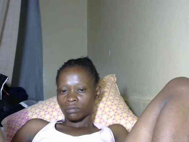 PrettyAlianah webcam