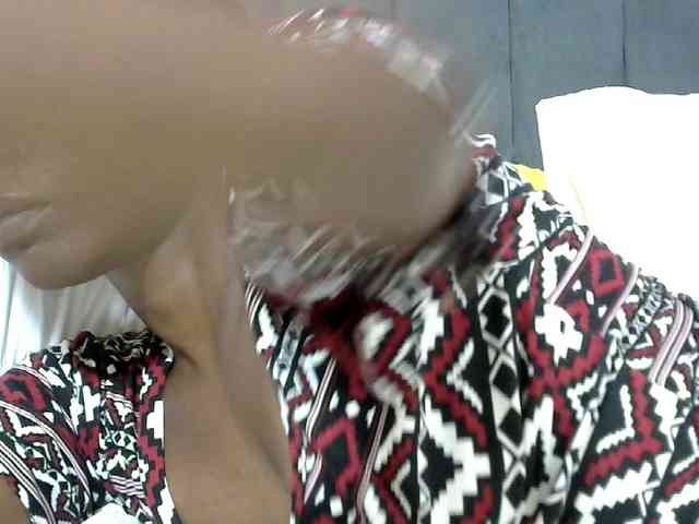 PrettyAlianah webcam