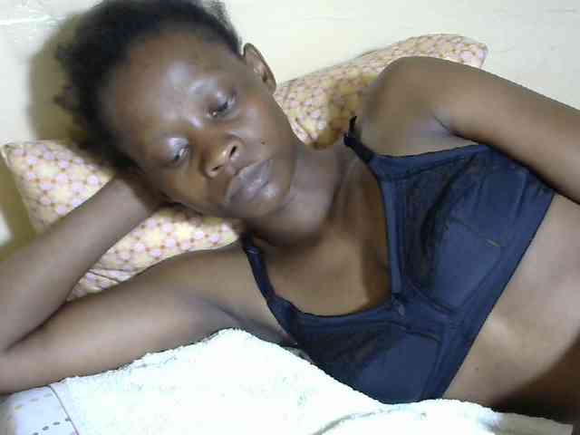 PrettyAlianah webcam