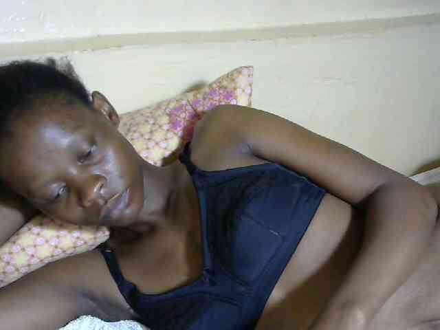 PrettyAlianah webcam