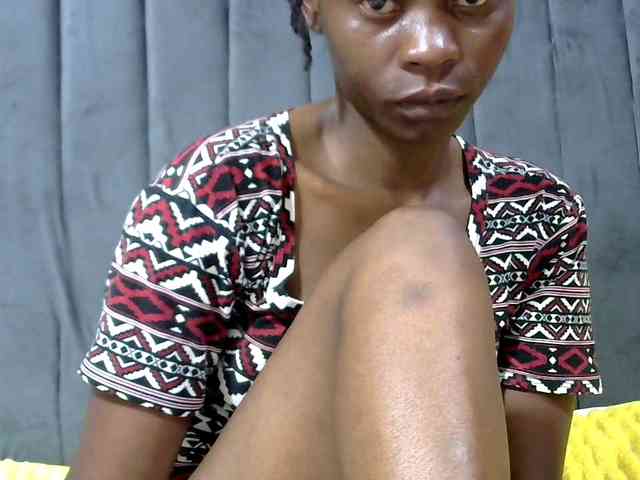 PrettyAlianah webcam