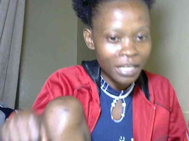 PrettyAlianah webcam