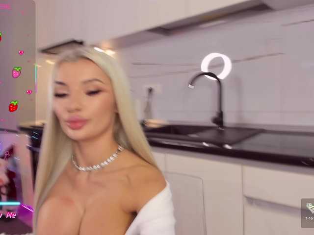 Sex chat gratuit in direct cu CelyneMay pe BongaCams