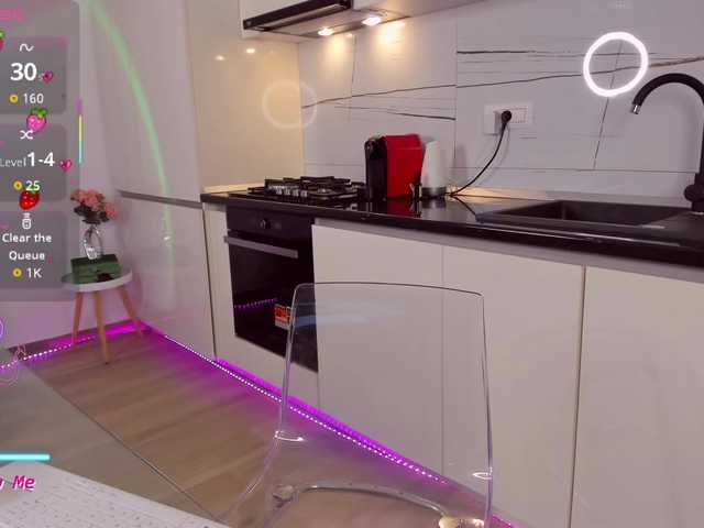 Sex chat gratuit in direct cu CelyneMay pe BongaCams