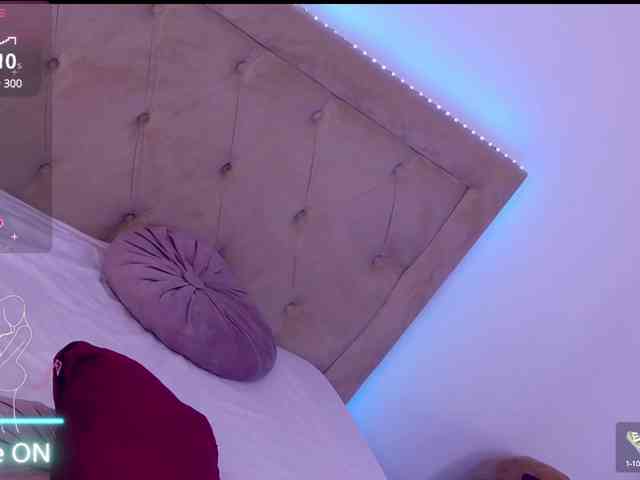 real webcam CelyneMay