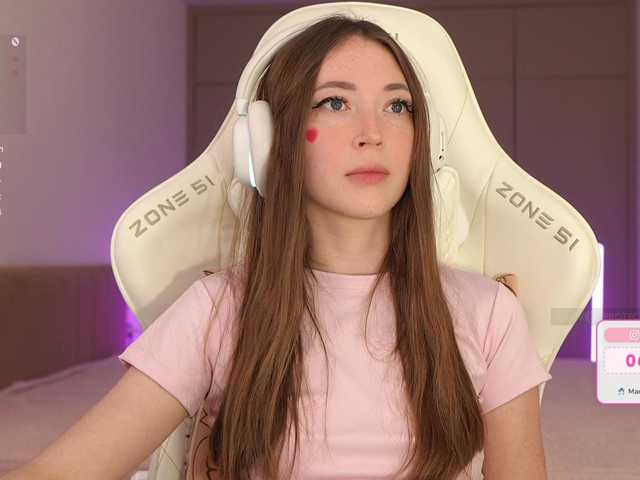 lollipop-o's BongaCams show and profile