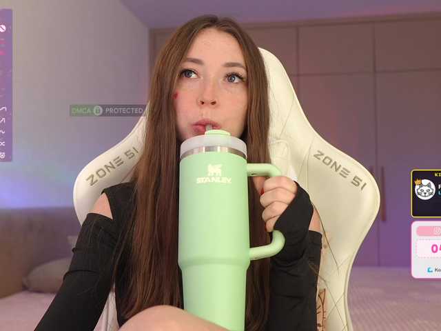 lollipop-o's BongaCams show and profile