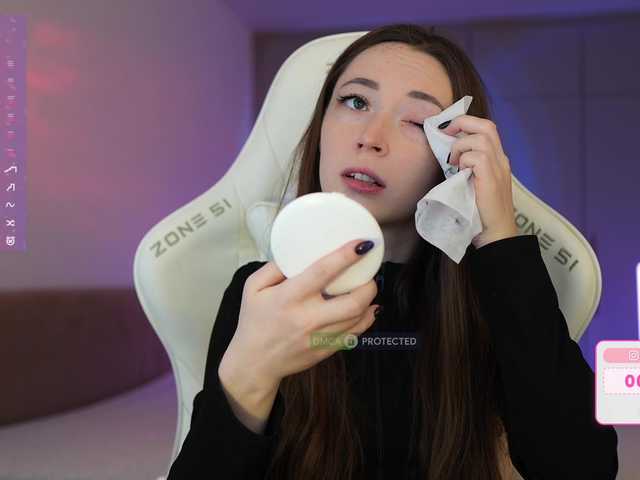 lollipop-o's BongaCams show and profile