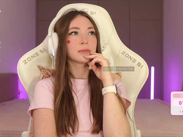 lollipop-o's BongaCams show and profile