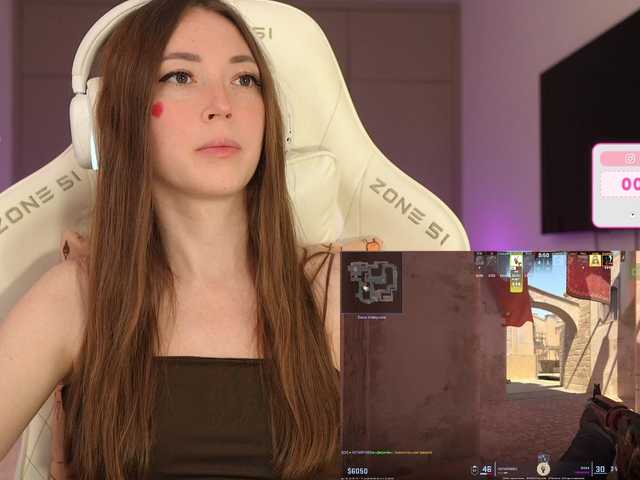 lollipop-o's BongaCams show and profile